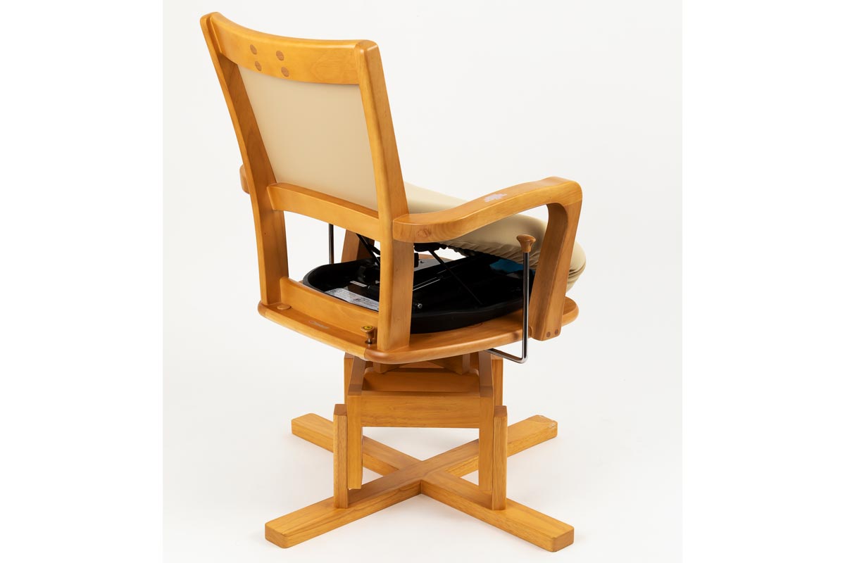 ピタットチェア アシスト ナチュラル 背面